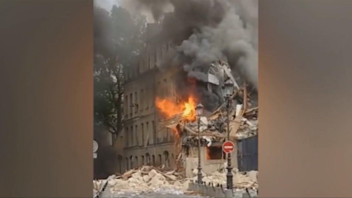 Fuerte explosión de gas en el centro de París