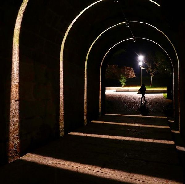 Tunel de acceso a la Fortaleza del Monte de O Castro