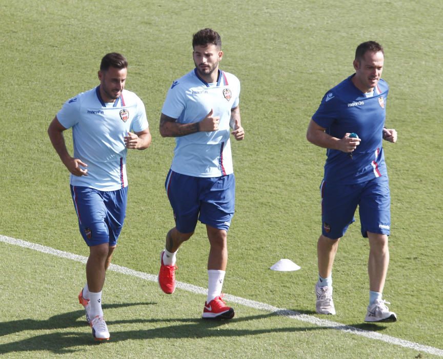 Las mejores imágenes del entrenamiento del Levante UD