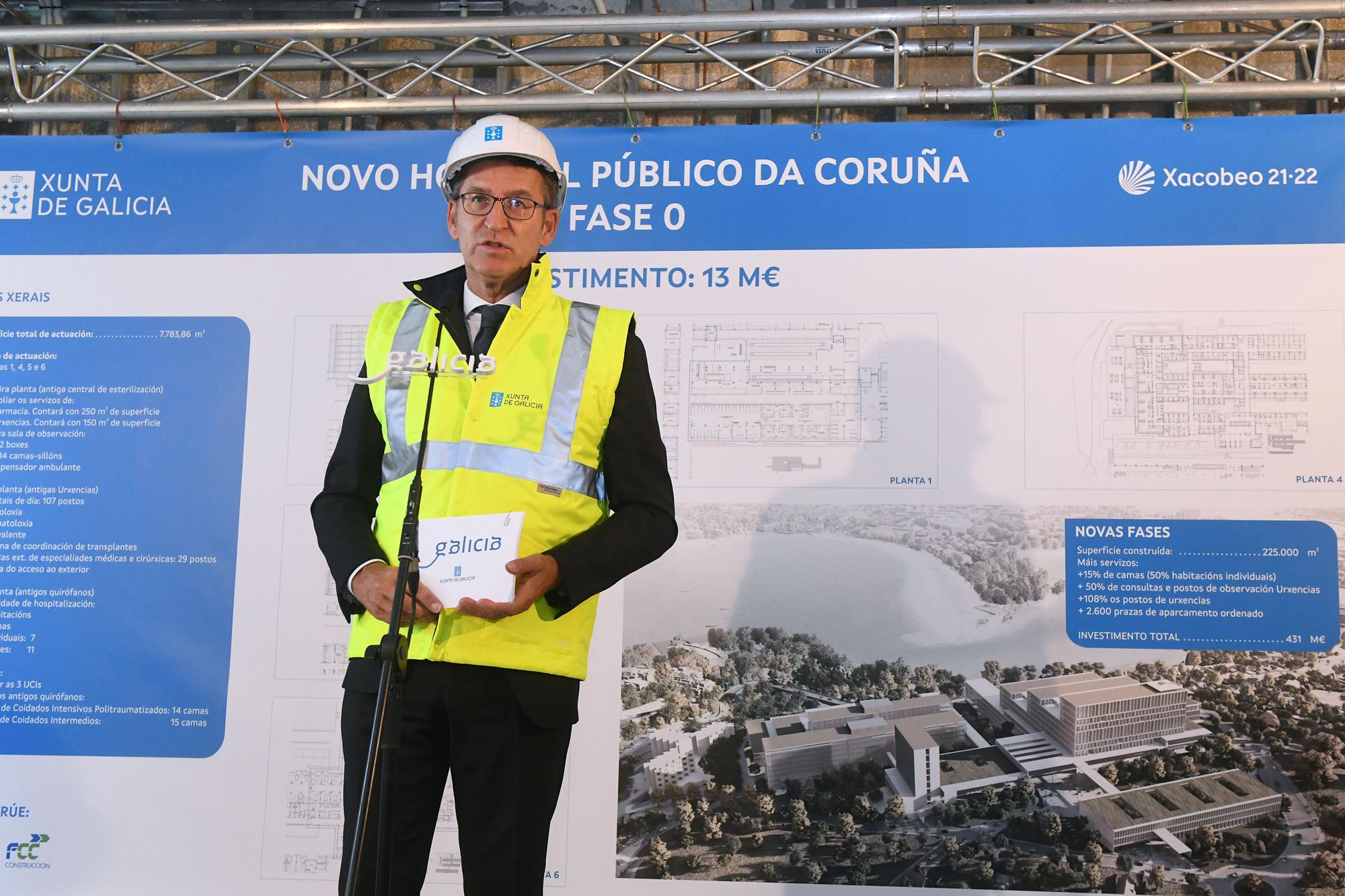 Feijóo y García Comesaña visitan las obras en el Hospital de A Coruña