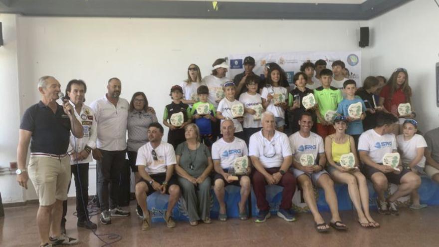 El CN Los Nietos celebra el Trofeo Emacc en memoria de Juan Barrionuevo