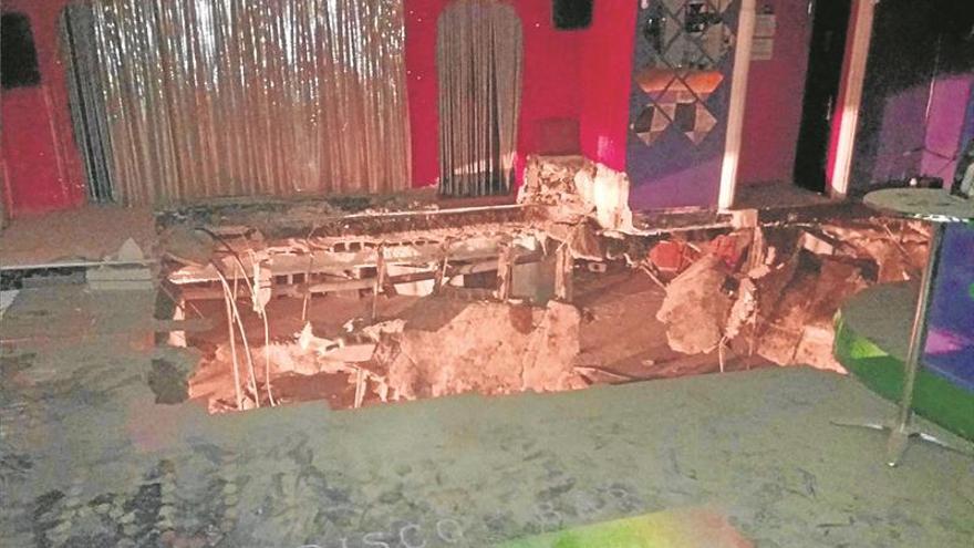 40 heridos al hundirse el suelo de una discoteca en Tenerife