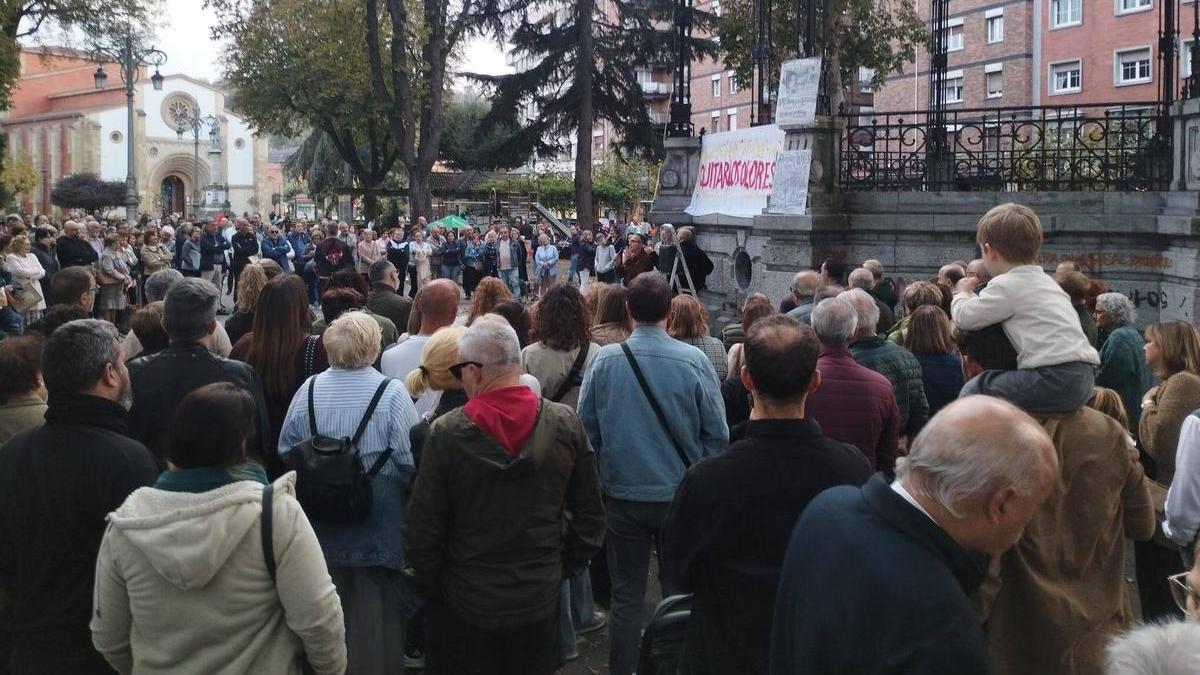 Una de las protestas vecinales contra los malos olores en La Felguera.