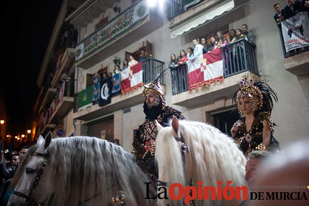 Desfile día 3: Baño de la Cruz, procesión y Parla