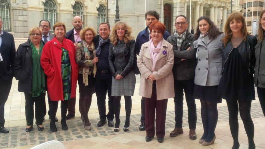 Primera reunión con el nuevo equipo y aperitivo para ir conociéndose mejor.