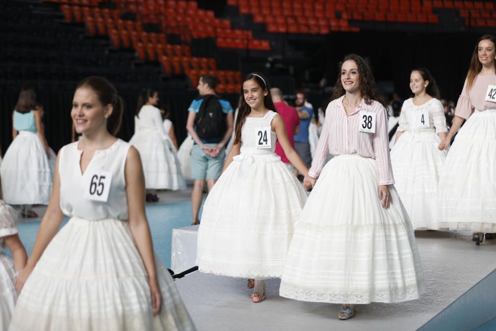 Ensayo de las candidatas a fallera mayor 2019 en la Fonteta