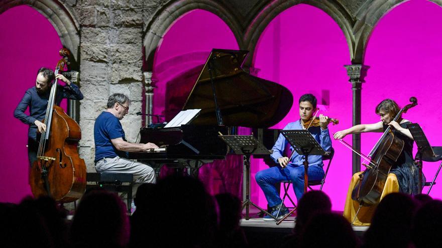 Carles Cases estrenarà el seu tour musical al Mercat de Música Viva de Vic
