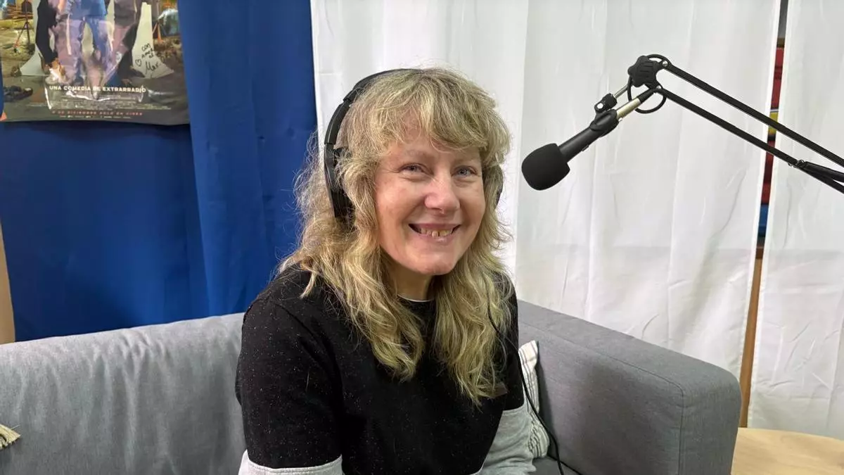 VÍDEO: Visita de Mar Olid al colegio público El Coto, en El Entrego