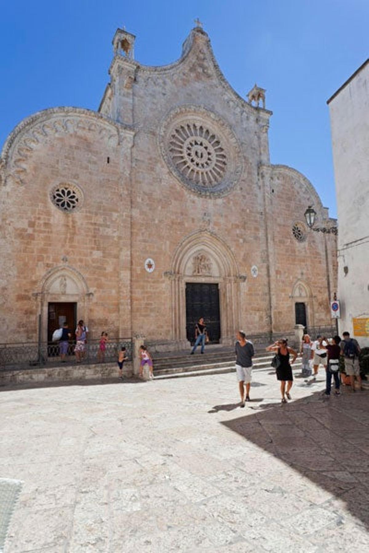 Catedral de Ostuni. Catedral de Ostuni.
