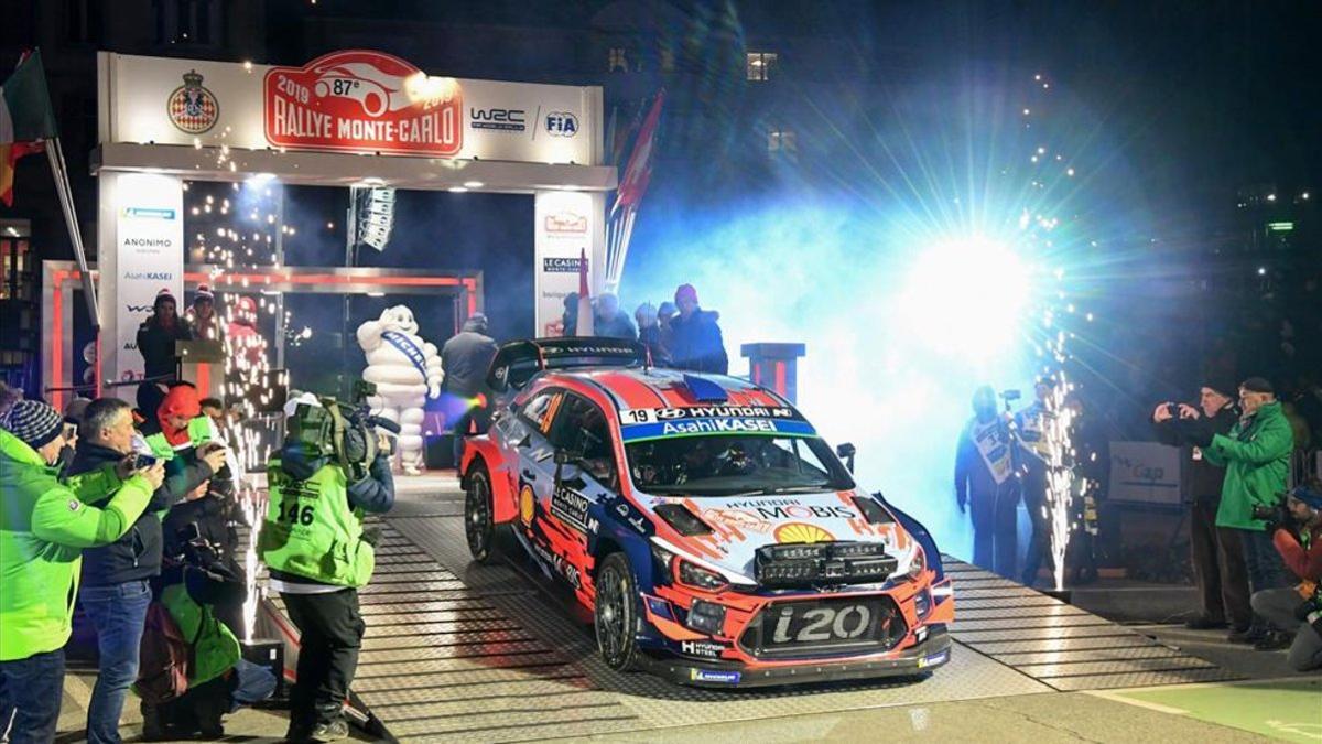 Loeb debutó con Hyundai en Montecarlo