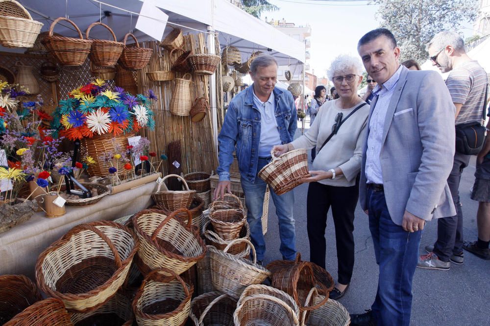 La Fira del Cistell omple el Barri Vell de Salt