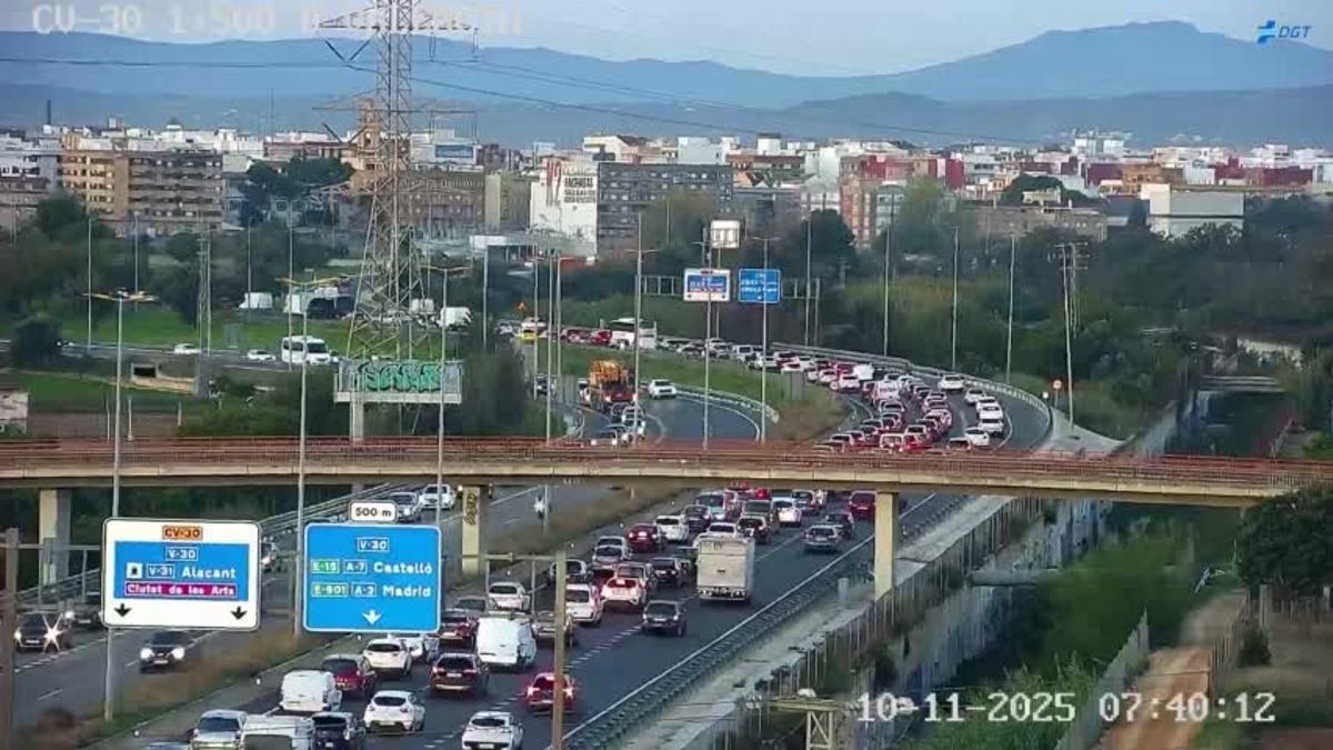 Congestión esta mañana en la CV-30