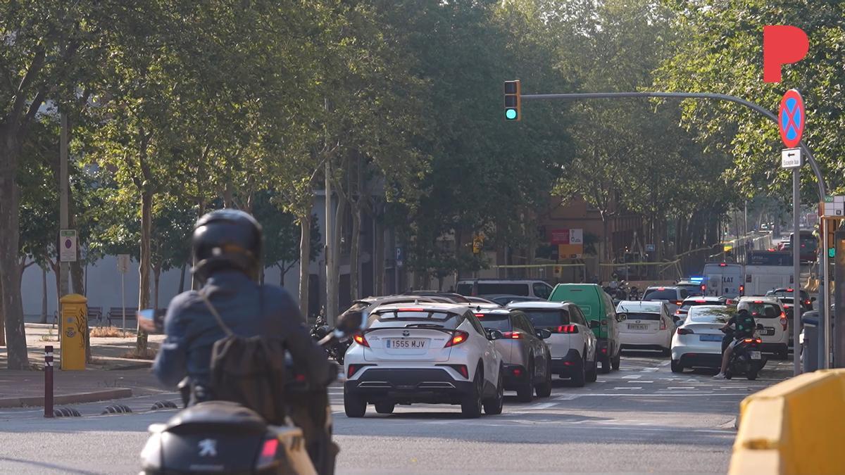 Barcelona instalará un radar de giro para sancionar maniobras indebidas en el cruce de Gran Via con Selva de Mar