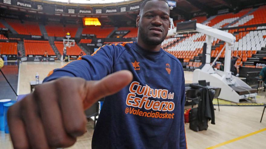 Latavious Williams posa para SUPER antes del que espera que sea el día de su debut oficial con el Valencia Basket.