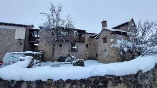 El Pirineo aragonés recibe este jueves "un paquetón de nieve" con hasta 100 litros en el Sobrarbe y Ribagorza