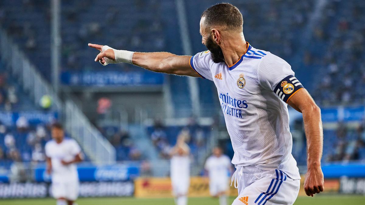 Benzema renueva con el Real Madrid hasta 2023