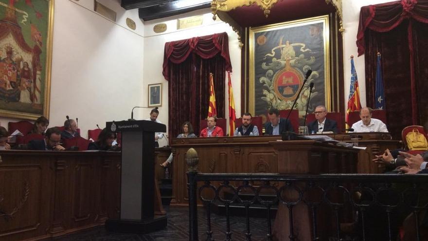 El sector de Pablo Ruz toma la palabra en el pleno