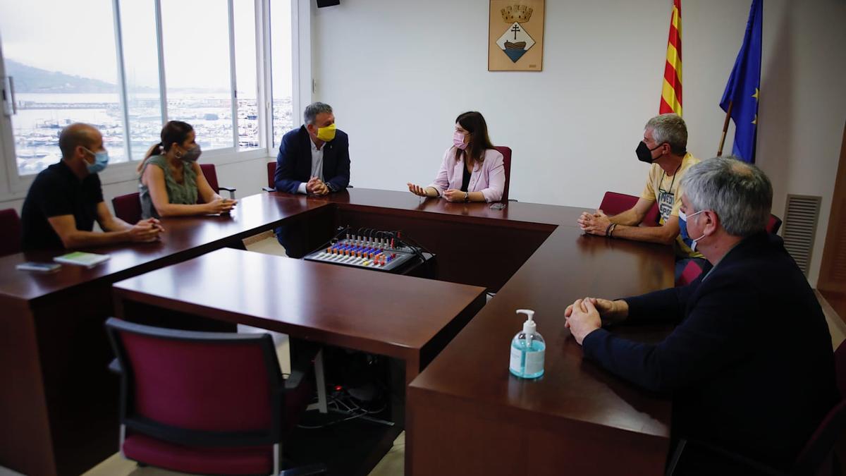 Reunió al Port de la Selva amb la consellera Gemma Geis