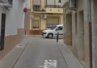 Asaltan una joyería de Enguera con una pistola y un cuchillo