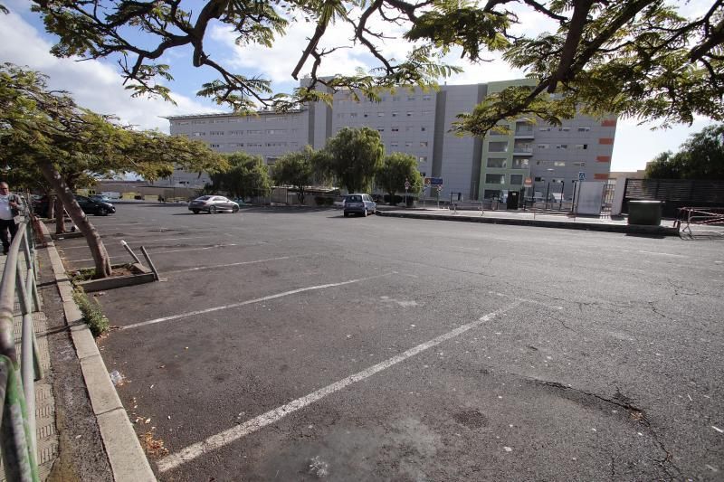 Obras en el aparcamiento de La Residencia.