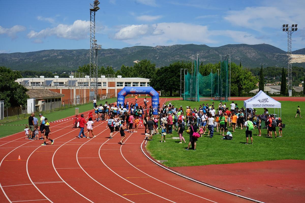 Aquatló de Ontinyent, en una edición pasada en el polideportivo.