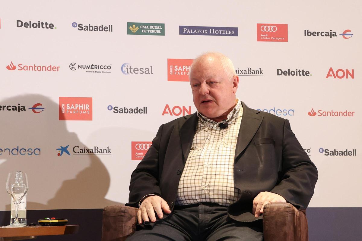 Ángel de la Fuente en el foro ADEA.