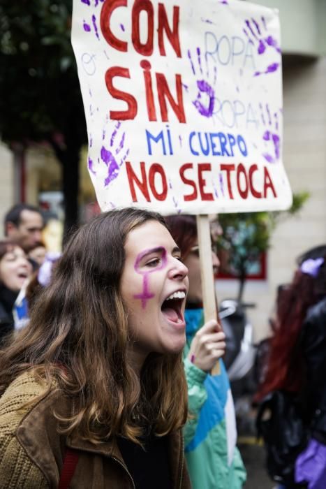 Actos de protesta en Oviedo contra la violencia machista