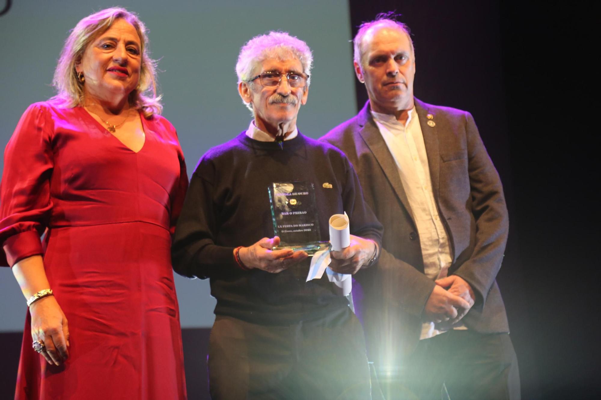 Así es un viernes 13 en la Festa do Marisco de O Grove.