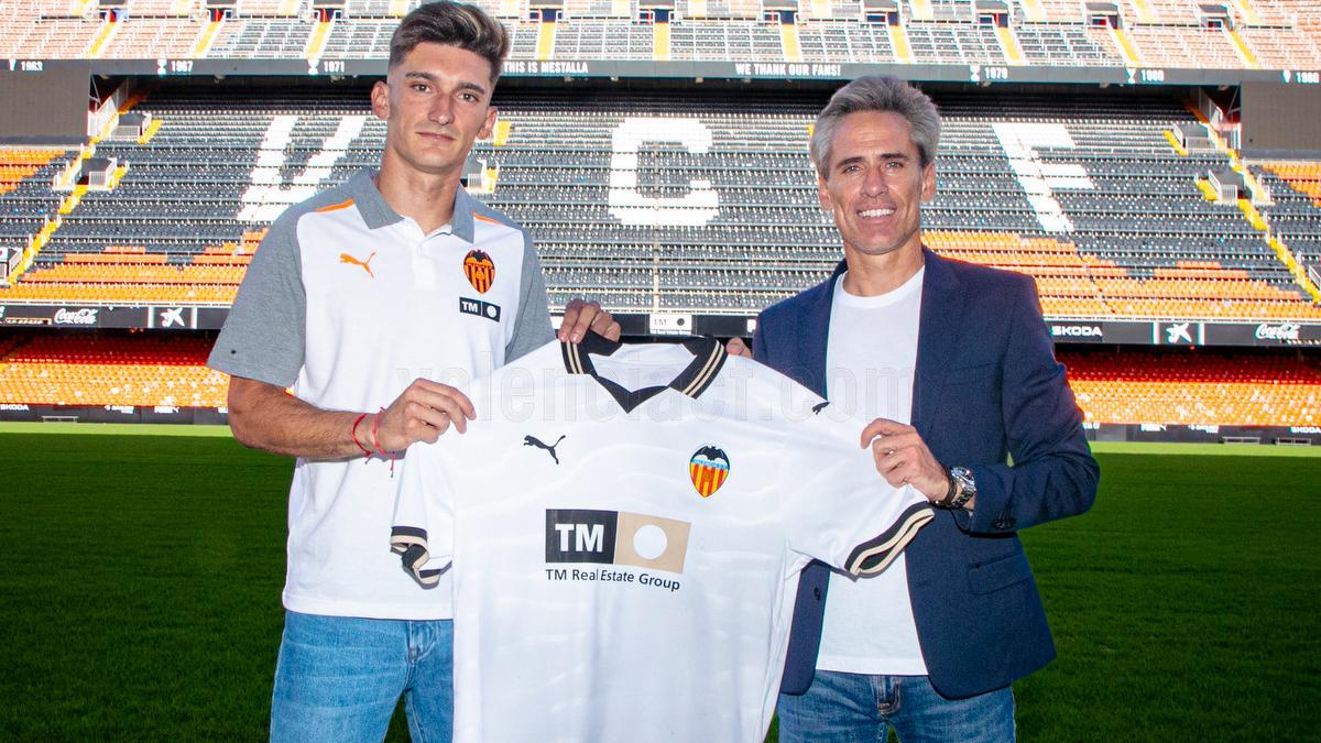 Presentación de Pepelu en Mestalla