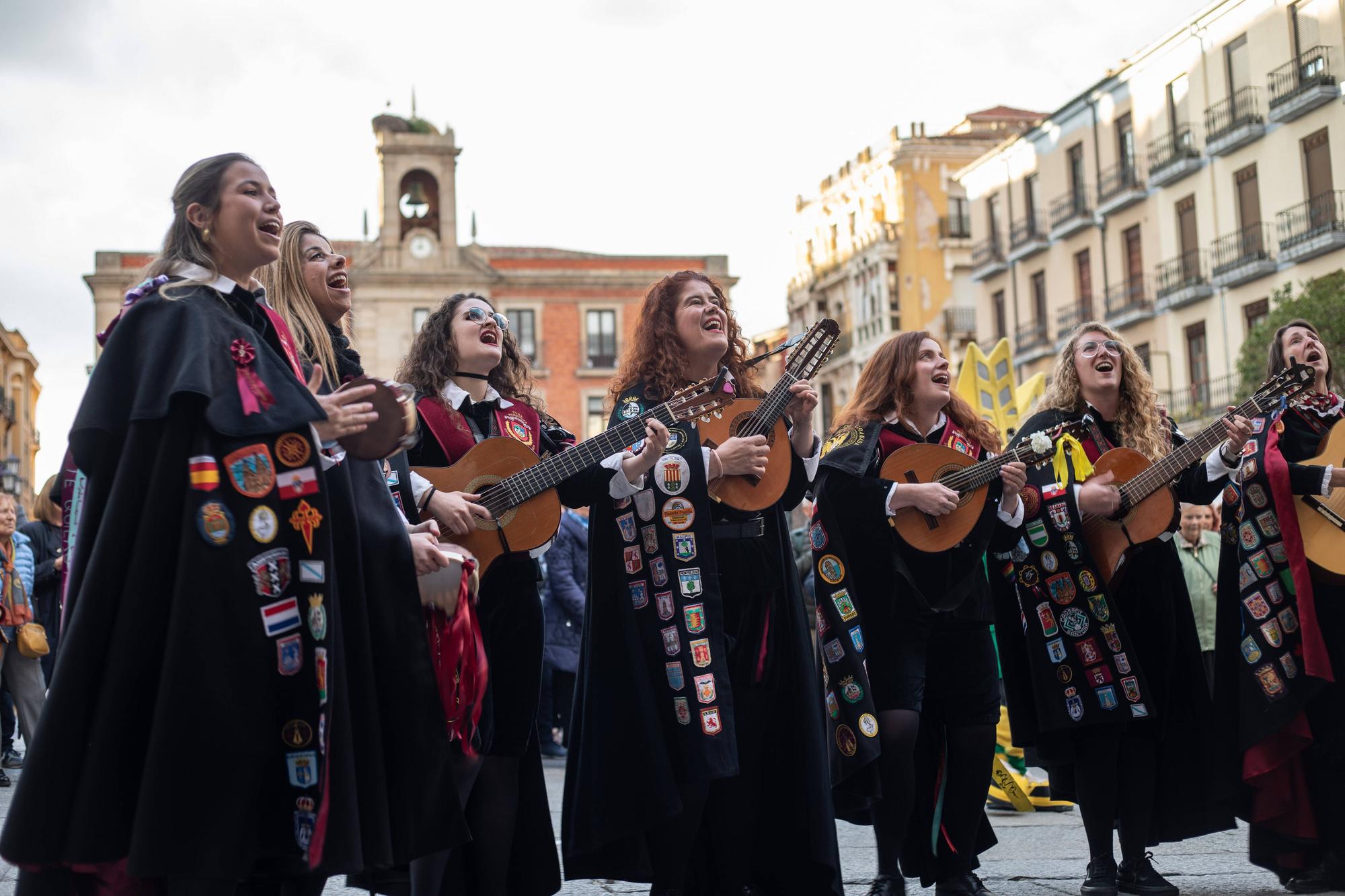 ¿Has visto la concentración de tunas de Zamora? Búscate en nuestras fotos