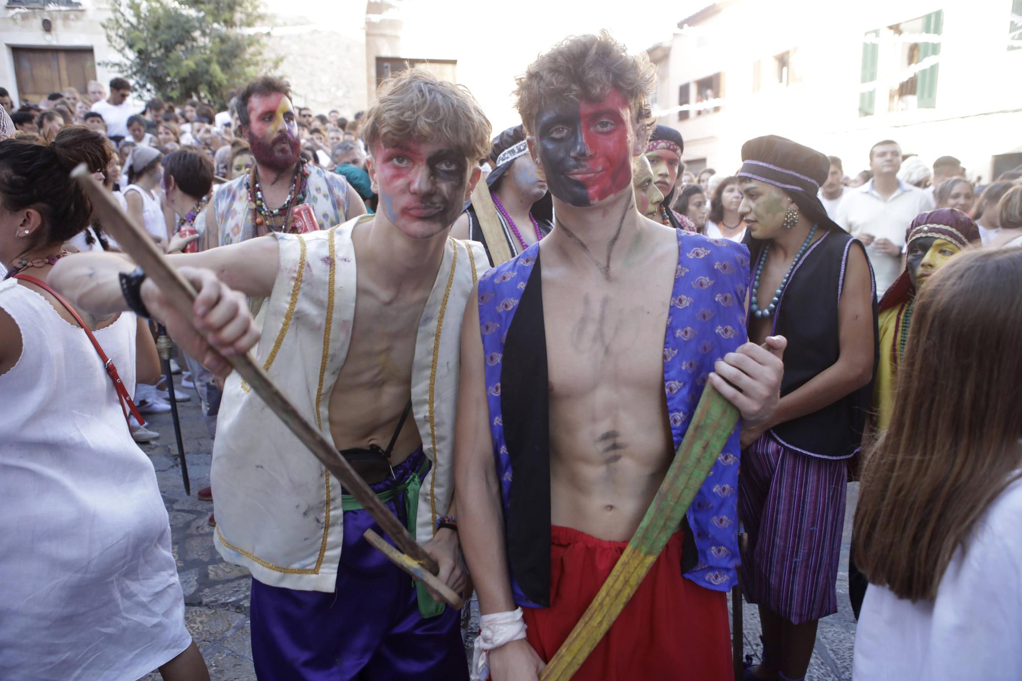 Eindrücke vom traditionellen Festspiel "Moros y Cristianos" in Pollença