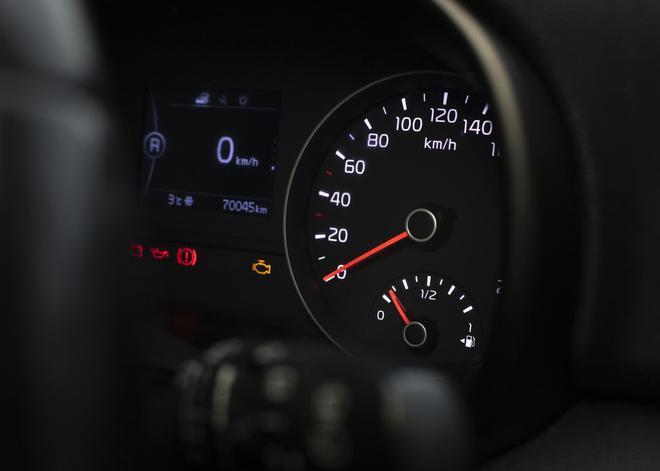 ¿Por qué se enciende el testigo del airbag y qué debes hacer para solucionarlo?