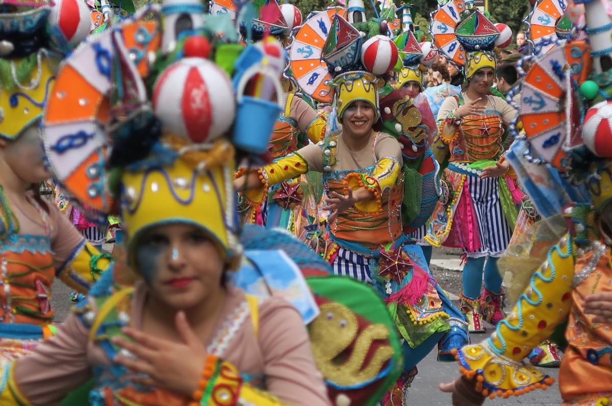 El gran desfile del Carnaval de Córdoba, en imágenes