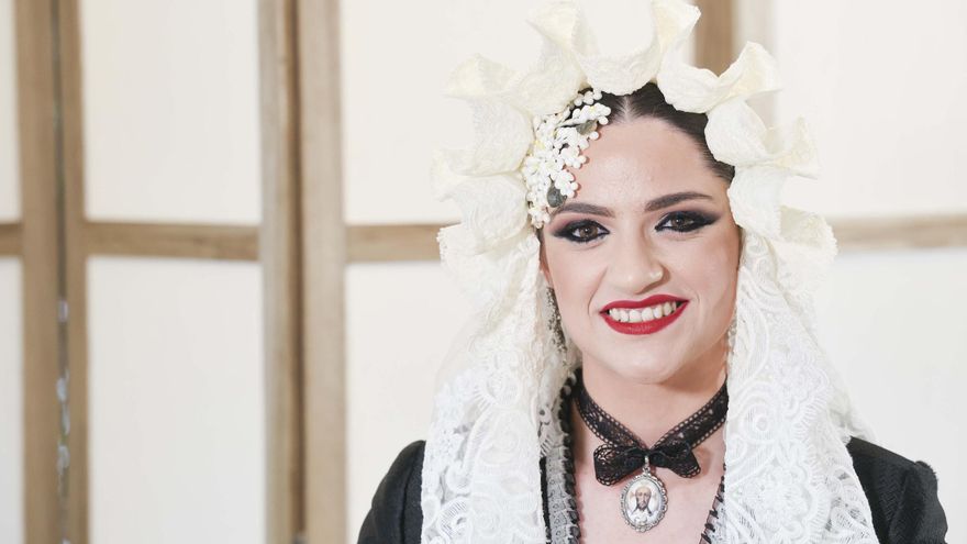 Teresa Picó Baeza, candidata de la Hoguera Carolinas Bajas