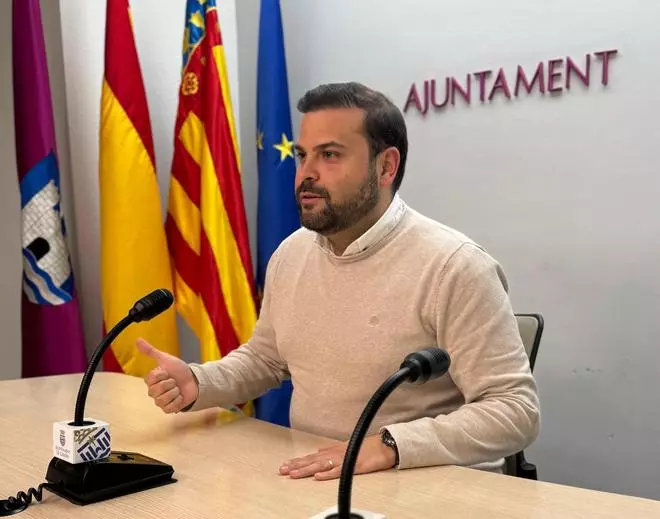 El PP de Gandia pide a Renfe que ponga autobuses entre Albal y València para los trenes de las 'mascletaes'