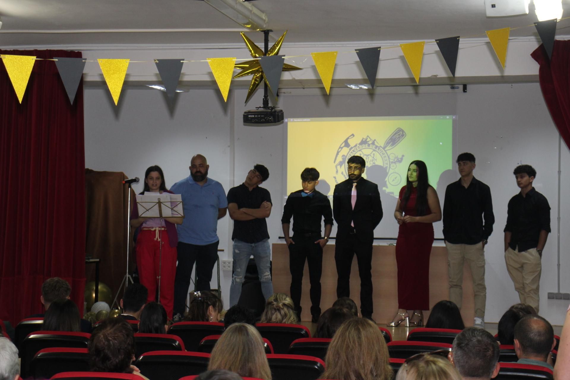 Fiesta y despedida en el IES de Puebla de Sanabria