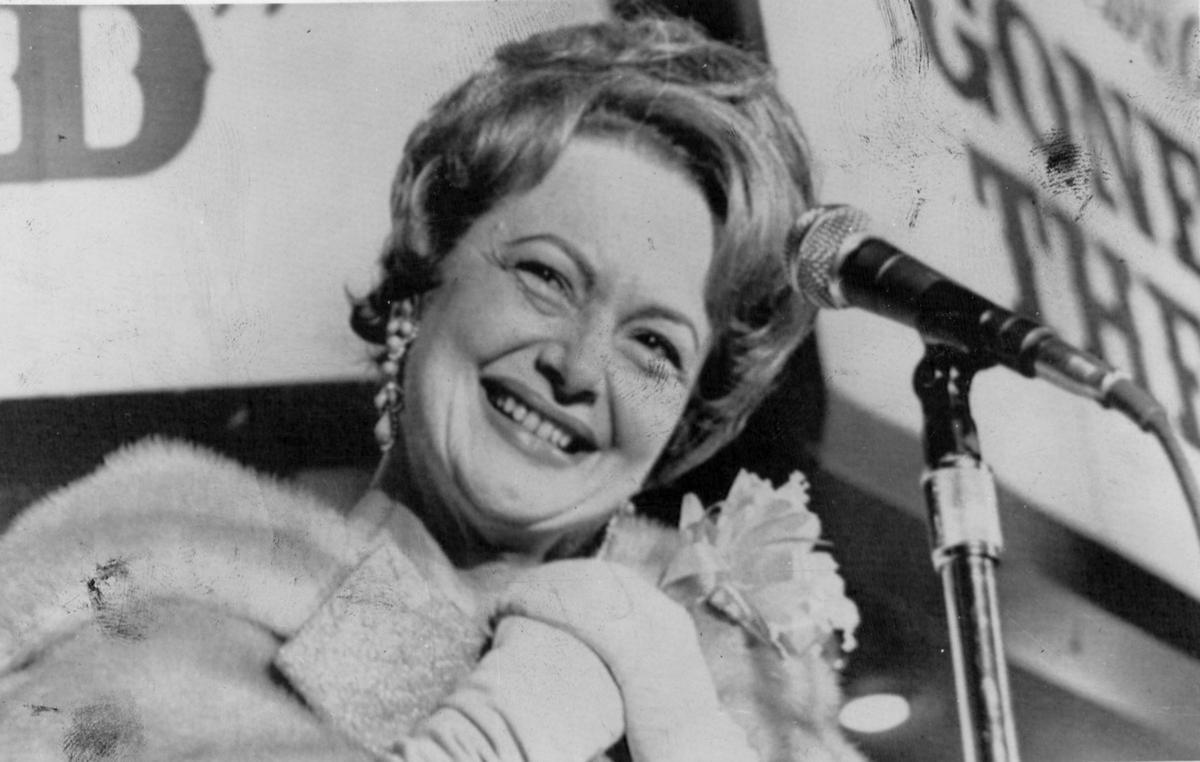 La actriz Olivia de Havilland en noviembre de 1967.