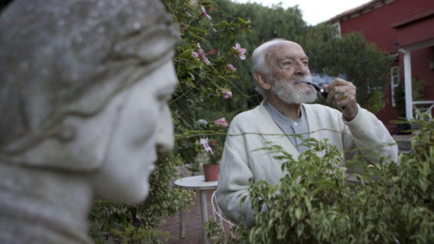 Fallece a los 91 años el poeta y narrador tinerfeño Carlos Pinto Grote