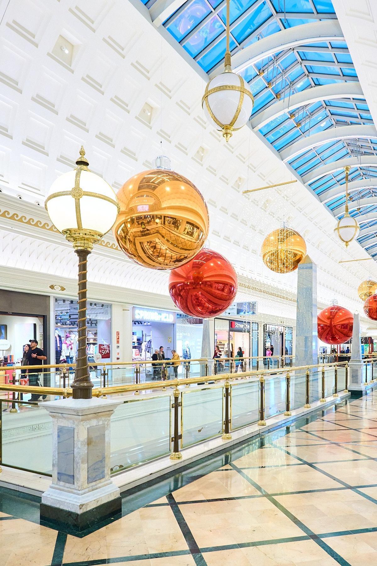 Bu Noel'de Gran Via 2 alışveriş merkezinin içi