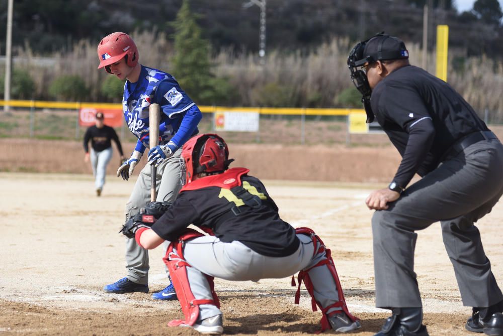 Inauguració del camp de beisbol del Congost