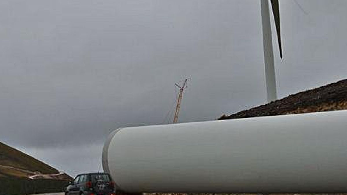Componentes de las torres, en una zona de trabajos. | Iberdrola / A. M. Serrano