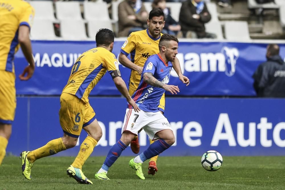 El partido entre el Oviedo y el Alcorcón, en imágenes