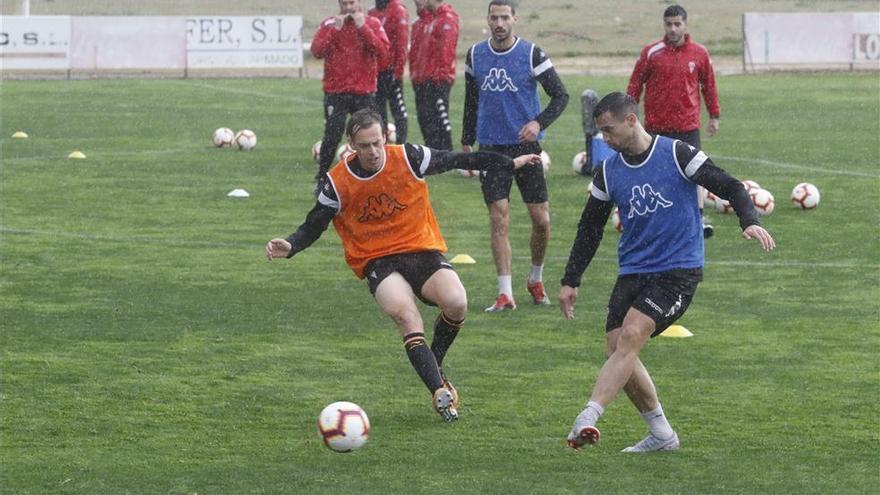 Javi Lara: &quot;Rafa Navarro siempre fue educado, va de frente y es un trabajador&quot;