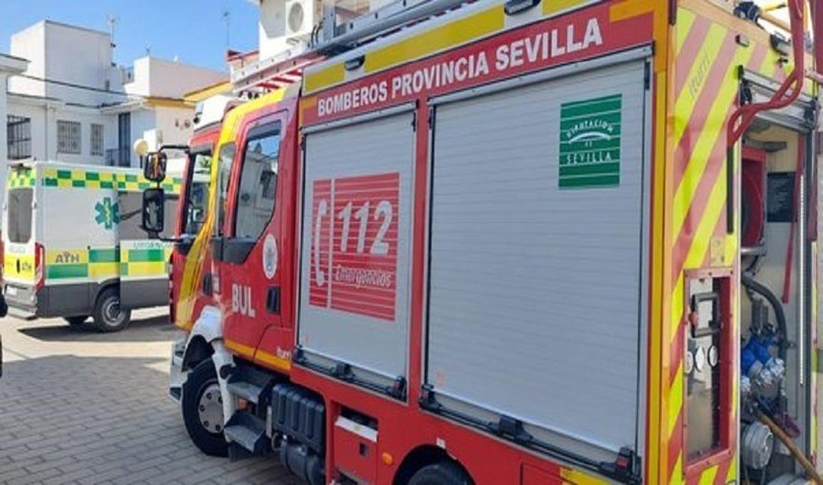 Archivo - Camión de bomberos de la provincia de Sevilla.