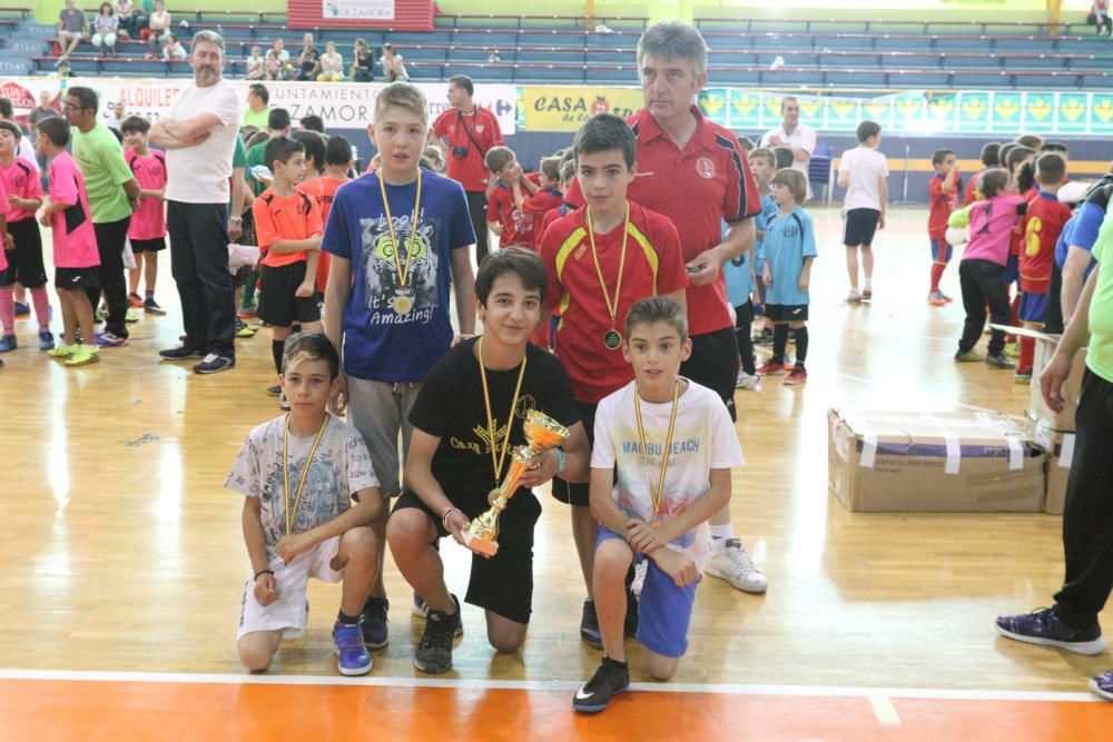 Entrega de trofeos del Torneo de La Amistad