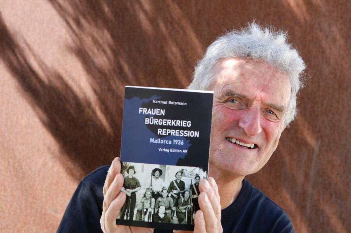 Hartmut Botsmann mit seinem neuen Buch