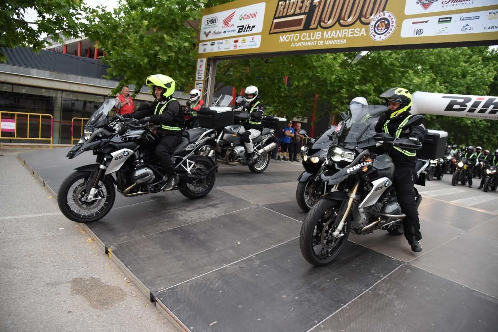 Desenes de motos arranquen la seva marxa a Manresa
