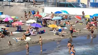 Cierra temporalmente la playa de La Puntilla en San Cristóbal por niveles altos de enterococos