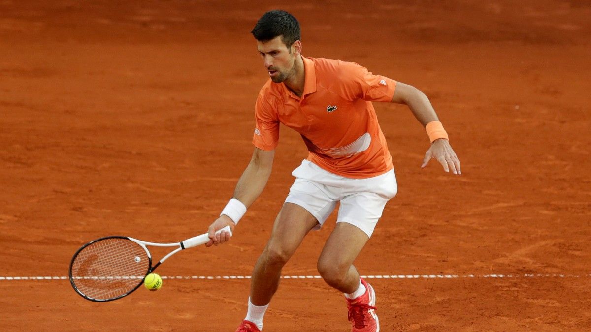 Djokovic critica la decisión de vetar de Wimbledon a los tenistas rusos