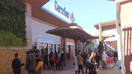 El Centro Comercial Carrefour Patios listo para su reinauguración - La Opinión Málaga